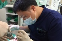 열심히 진료중이신 정원장님 컷!